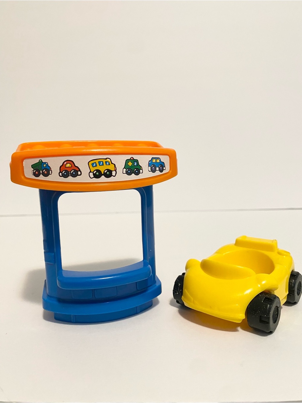 Little People Discovery Village Ticket Booth Blue Hut Yellow Car Vintage 4/$20 🛑